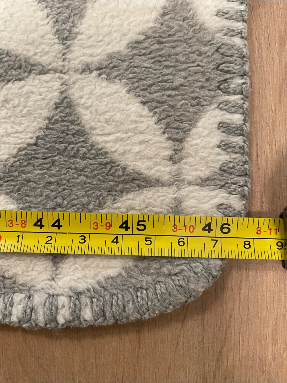 INUP HOME Cozy Geometric Grey and Cream Throw Blanket - Picture 5 of 6